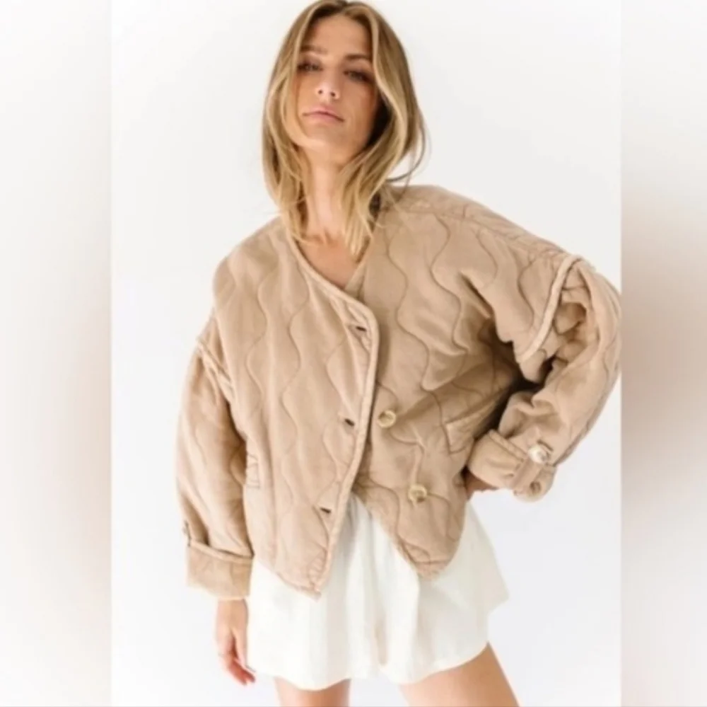 FREE PEOPLE Gwynnie Quilted Cropped Jacket In Champagne Diamonds NWOT Medium